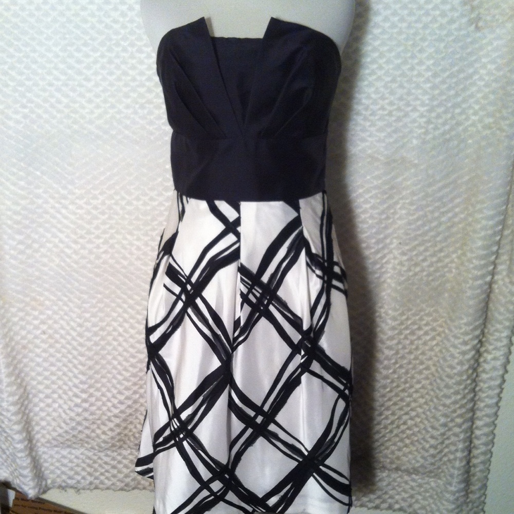 100% Silk WHBM Strapless Dress w/ Pockets